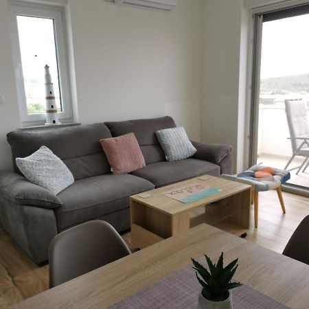 Ristovic Apartment Primosten Exterior photo